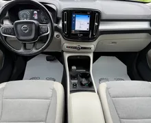 Notranja slika - Volvo XC40 - D3 Momentum Avt.-1 LASTNIK-ALU-KAM-LED-VIRTUAL-NAV - 7 - Predogledna slika