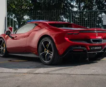 Zunanja slika - Ferrari 296 - GTB Rosso Fuoco Extra Campionario - 7 - Predogledna slika