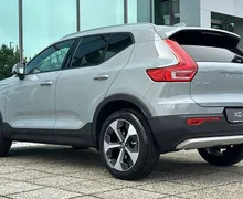 Zunanja slika - Volvo XC40 - B3 P Core AT DCT 3 leta garancije + 3 servisi - 7 - Predogledna slika