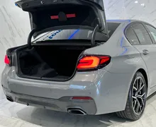 Notranja slika - BMW serija 5: - 520d |xDrive|M|Laser|ACC|Kamera|HUD|Memory|Gretje| - 7 - Predogledna slika