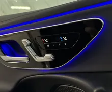 Notranja slika - Mercedes-Benz E-Razred - 220d|4Matic|AMG|4WS|SuperScreen|Zračno|360K|Hlaj| - 10 - Predogledna slika