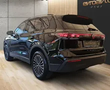 Notranja slika - Volkswagen Tiguan - 1.5 eTSI BMT Life DSG 1 Lastnik-Tov.garancija - 7 - Predogledna slika