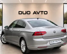 Notranja slika - Volkswagen Passat - 2.0TDI-DSG-VIRTUAL-HIGHLINE-KAMERA-ACC-17COL-2XLED - 12 - Predogledna slika