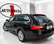 Zunanja slika - Škoda Superb - 2.0 TDI Ambition Combi DSG 110 kW - 4 - Predogledna slika