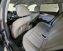 Notranja slika - Audi A4 Avant - 40 TDI S-LINE |WEBASTO|KLJUKA|KAMERA|ALU18|AMBIENT - 10 - Predogledna slika