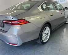 Zunanja slika - BMW i5 - eDrive40.LUKSENBURG.KAMERA.USNJE.LED-subvencija - 12 - Predogledna slika