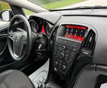 Notranja slika - Opel Astra - Sports Tourer 1.6 CDTI Cosmo-ALU-NAVI-LED-ODLIČNA - 10 - Predogledna slika