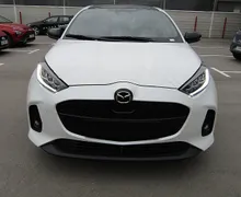 Zunanja slika - Mazda Mazda2 - 1.5 HEV HOMURA PLUS E-CVT - 2 - Predogledna slika
