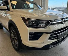 Zunanja slika - SsangYong Korando - 1.5 T-GDI Premium 4WD A T - 2 - Predogledna slika