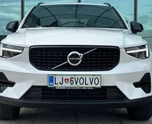 Zunanja slika - Volvo XC40 - B3P Plus Dark Avt. - 2 - Predogledna slika