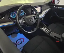 Notranja slika - Škoda Octavia - Combi 2.0 TDI Style DSG - LED.virtual.kamera.asist - 9 - Predogledna slika