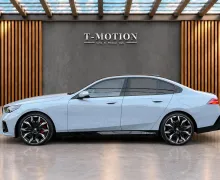 Notranja slika - BMW serija 5: - 540d xDrive|SALONSKI|Iconic|AV|Pano|ACC|B W| - 9 - Predogledna slika