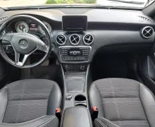 Notranja slika - Mercedes-Benz A-Razred - A 200 CDI 4MATIC Urban Avt. - 9 - Predogledna slika