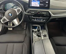 Zunanja slika - BMW Serija 5 - Touring: 530e  Avt.M Sport.4X4.NEMŠKI+4ALU.KAMERA.LED.AC - 6 - Predogledna slika