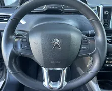Zunanja slika - Peugeot 2008 - 1.2 PureTech - 1.LASTNIK - VLEČNA KLJUKA - 7 - Predogledna slika