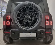Zunanja slika - Land Rover Defender - 110 OCTA Black Edition P635 4.4 V8 AWD - 5 - Predogledna slika
