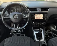 Notranja slika - Škoda Octavia - 1.6 TDI-NAVIGACIJA-LIZING ZA TUJCE-PDC-ODLIČEN- - 21 - Predogledna slika