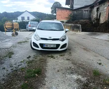 Zunanja slika - KIA Rio - 1,4 CRDi EX Fun - 4 - Predogledna slika