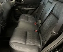 Zunanja slika - Mitsubishi Outlander - Black Edition PHEV 4WD 2.4  Avt. - NA ZALOGI - - 10 - Predogledna slika