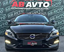 Zunanja slika - Volvo V60 - 2.4TD AWD TwinEngine Plug-in HYBRID+MAX OPREMA+4X4 - 2 - Predogledna slika