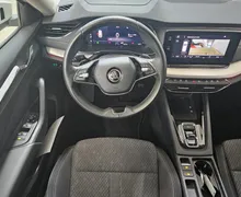Notranja slika - Škoda Octavia - Combi 2.0 TDI Style DSG... - 10 - Predogledna slika