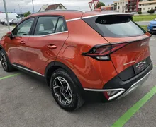 Zunanja slika - KIA Sportage - 1.6CRDi StyleDCT|fuLED|AC|kamera|NAVI|ASSIS|63tKM - 6 - Predogledna slika