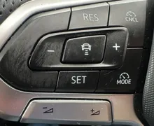 Zunanja slika - Volkswagen Tiguan - 2.0 TDI DSG R-Line 110kW.KAMERA.ACC.USNJE.LED - 12 - Predogledna slika