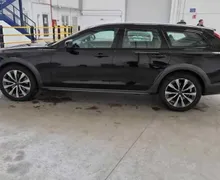 Zunanja slika - Volvo V90 Cross Country - 2.0 DIZEL 145 KW.PANORAMA.KAMERA.LED.ACC.USNJE. - 7 - Predogledna slika