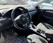 Notranja slika - VW Passat Variant - 2.0 TDI-DSG-BI-XENON-LED-PDC-F1-TEMPOMAT... - 7 - Predogledna slika