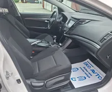 Notranja slika - Hyundai i40 - 1.7 CRDI 85KW PREMIUM FUL LED-NAVI-KAMERA-PDC-... - 7 - Predogledna slika