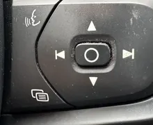 Zunanja slika - Volvo XC40 - D3 AWD Momentum Avt. KAMERA.NAVI.ALU.4X4.TOP - 11 - Predogledna slika
