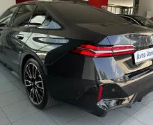 Zunanja slika - BMW Serija 5 - : 520d M SPORT-PANO-HUD-HARMAN-HLAJENJE SEDEŽEV - 4 - Predogledna slika