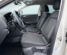 Notranja slika - Volkswagen T-Roc - 1.0 TSI BMT Life-LED-16 COL Alu-AppConnect.... - 7 - Predogledna slika
