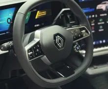 Zunanja slika - Renault Scénic - Scenic iconic E-Tech E 220 Long range - 10 - Predogledna slika
