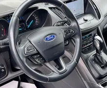 Notranja slika - Ford Kuga - 4x4 2.0 TDCi Vignale+LED+KEYLESS+SONY+AMBI - 11 - Predogledna slika