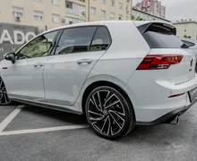 Zunanja slika - Volkswagen Golf - 2.0 TSI GTI-LED-ACC-H-K-HLAJ-MEM-KAM-19C - 6 - Predogledna slika