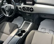 Notranja slika - Mercedes-Benz GLK-Razred - GLK 200 CDI-1 LASTNIK-LED-NAVI-19 COL-ODLIČEN... - 8 - Predogledna slika