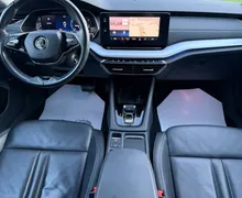 Notranja slika - Škoda Octavia - Combi 2.0 TDI Sport LineDSG-1 LASTNICA-VIRTUAL-LED - 8 - Predogledna slika