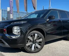 Zunanja slika - Mitsubishi Outlander - PHEV 4WD 2.4 Intense Avt. - 2 - Predogledna slika