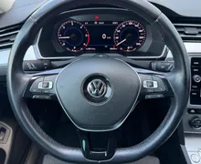 Notranja slika - Volkswagen Passat Variant - 2.0 TDI BMT Connect DSG-SLO-ACC-PDC-Vzvr.kamera... - 8 - Predogledna slika