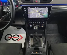 Notranja slika - Škoda Superb - Combi 2.0 TDI Style DSG - Matrix.360kam.DCC.Canton - 13 - Predogledna slika