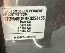 Zunanja slika - Peugeot 3008 - 1.6 THP 180 S S EAT8 GT Line.KAMERA.LED.NAVI.USNJE - 19 - Predogledna slika