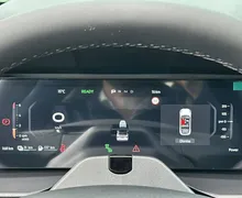 Notranja slika - Lynk & Co 01 - More 2025 Priključni hibrid... - 15 - Predogledna slika