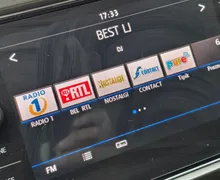Zunanja slika - Volkswagen T-Roc - 1.6 TDI BMT SPORT LED-VIRTUAL-ALU-PDC - 16 - Predogledna slika