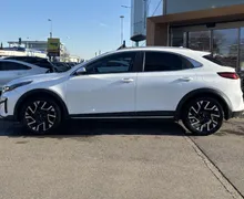 Zunanja slika - KIA XCeed - 1.6 T-GDi EX WAY ISG.7DCT 110.3 kW - 3 - Predogledna slika