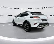 Notranja slika - KIA XCeed - 1.6 T-GDi GT-Line ISG 7DCT - 7 - Predogledna slika