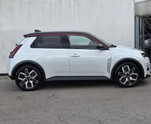 Zunanja slika - Renault 5 E-tech - Techno EV40 + Paket Zima+Udobje+Vožnja+Parkiranje - 4 - Predogledna slika
