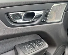 Zunanja slika - Volvo XC60 - B5D AWD AUT R-Design VELIKO DODATNE OPREME - 11 - Predogledna slika