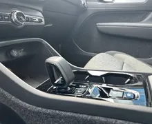 Notranja slika - Volvo XC40 - B3 P Plus Dark Avt. - 20 - Predogledna slika