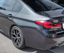 Zunanja slika - BMW Serija 5 - : 520d Avt.M-PAKET HEAD UP HLAJENJE KAMERA KEYLESS - 7 - Predogledna slika